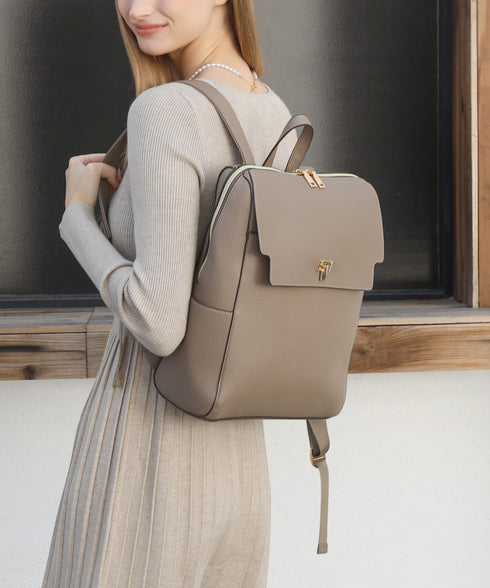 がばっと開くA4スクエアリュック 12-1173